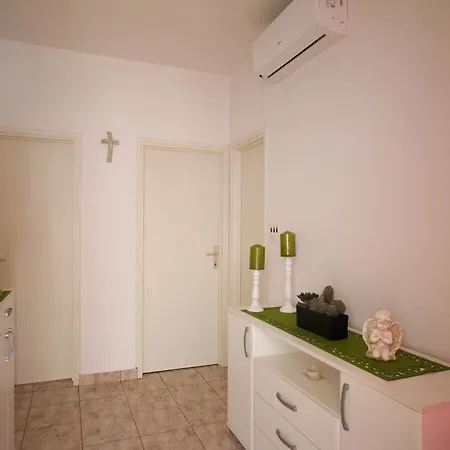 With Parking Space Supetar, Brac - 2896 Apartman Supetar